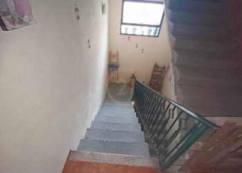 Corpo scala 2.jpeg - Appartamento Via Arno 59, Paternò - foto 4