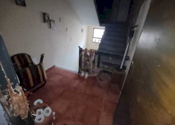 Corpo scala.jpeg - Appartamento Via Arno 59, Paternò - foto 5