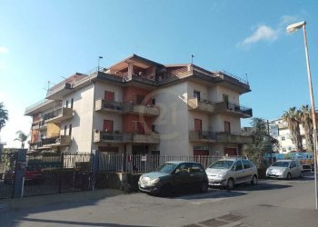 esterno - Trilocale Gravina di Catania - foto 1