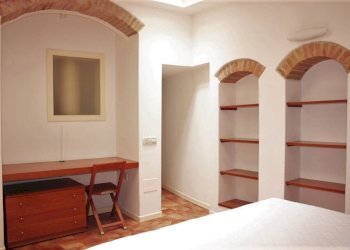 camera da letto - Trilocale Corso Cavour 47, Perugia - foto 18