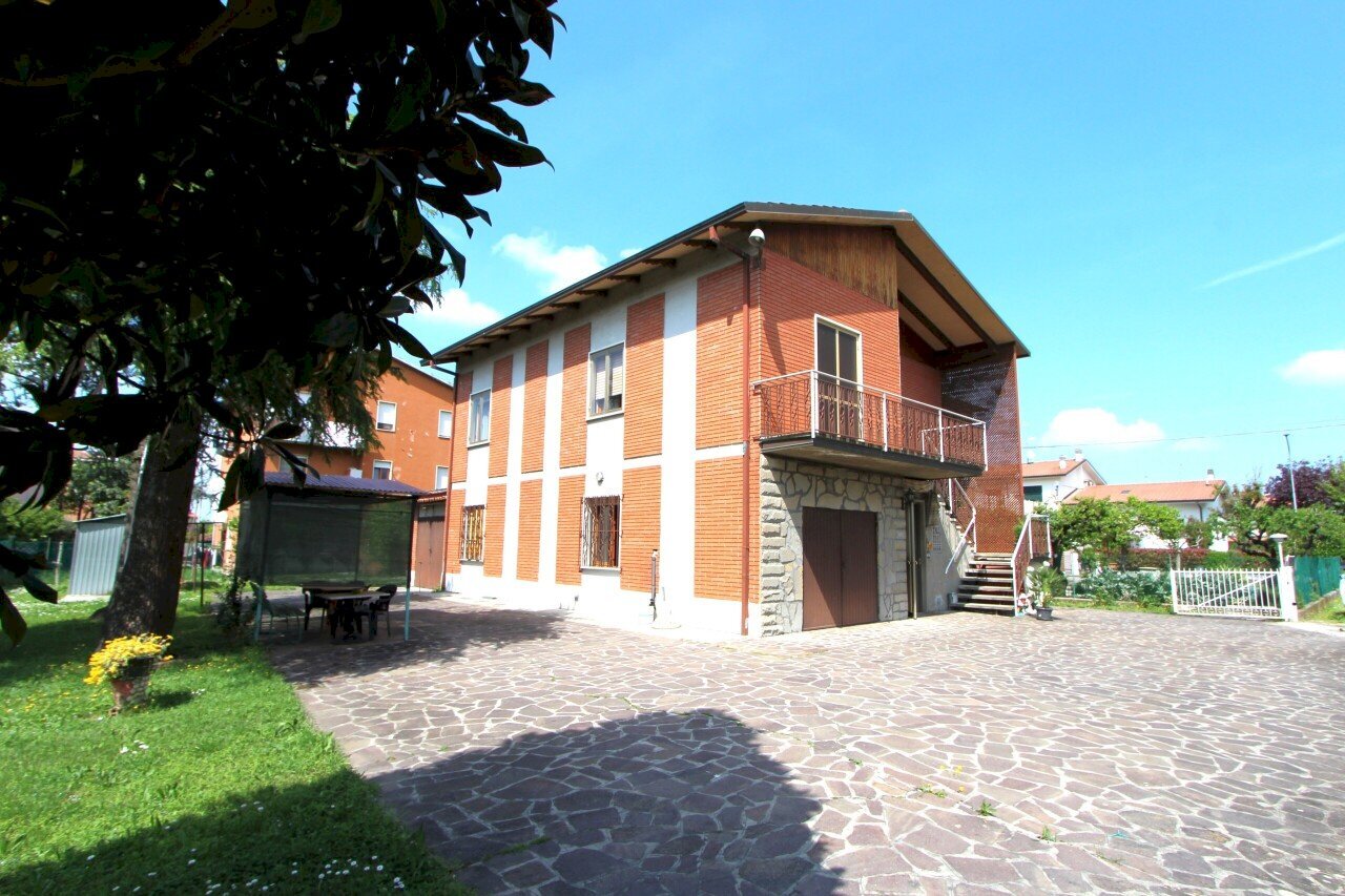 IMG_9873.JPG - Casa indipendente Via Panzanesa, Valsamoggia - foto 1