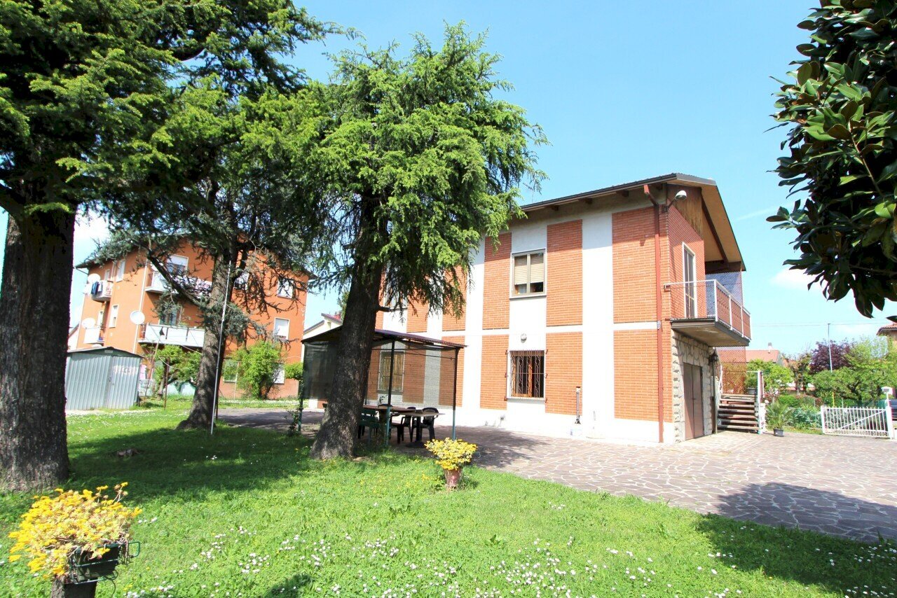 IMG_9875.JPG - Casa indipendente Via Panzanesa, Valsamoggia - foto 2