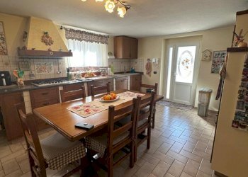 95880fc9-5b12-4dc1-b7c9-d4988eefca80.jpg - Villa Via della Resistenza 38, Castelnuovo Magra - foto 28