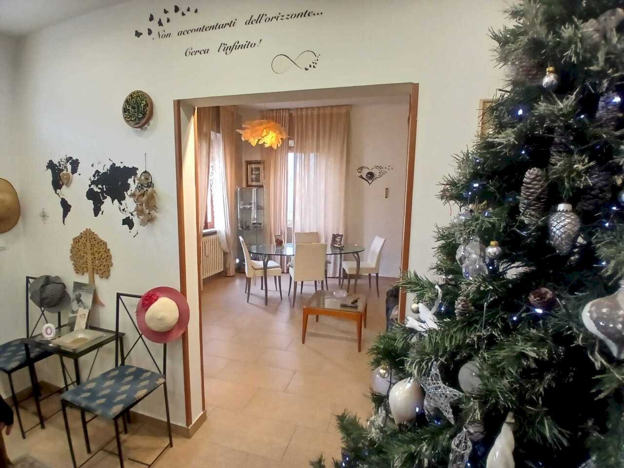 0af4c307-9bb3-4c7b-b630-1560a4845c57.JPG - Quadrilocale Monte Roberto - foto 1