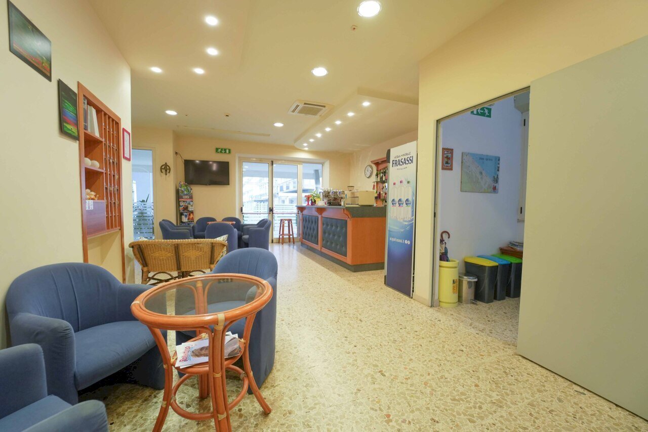 DSC02420.jpg - Stabile - Palazzo Via Publio Virgilio Marone, Bellaria-Igea Marina - foto 2