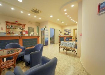 DSC02419.jpg - Stabile - Palazzo Via Publio Virgilio Marone, Bellaria-Igea Marina - foto 1