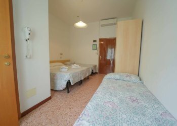 DSC02439.jpg - Stabile - Palazzo Via Publio Virgilio Marone, Bellaria-Igea Marina - foto 22