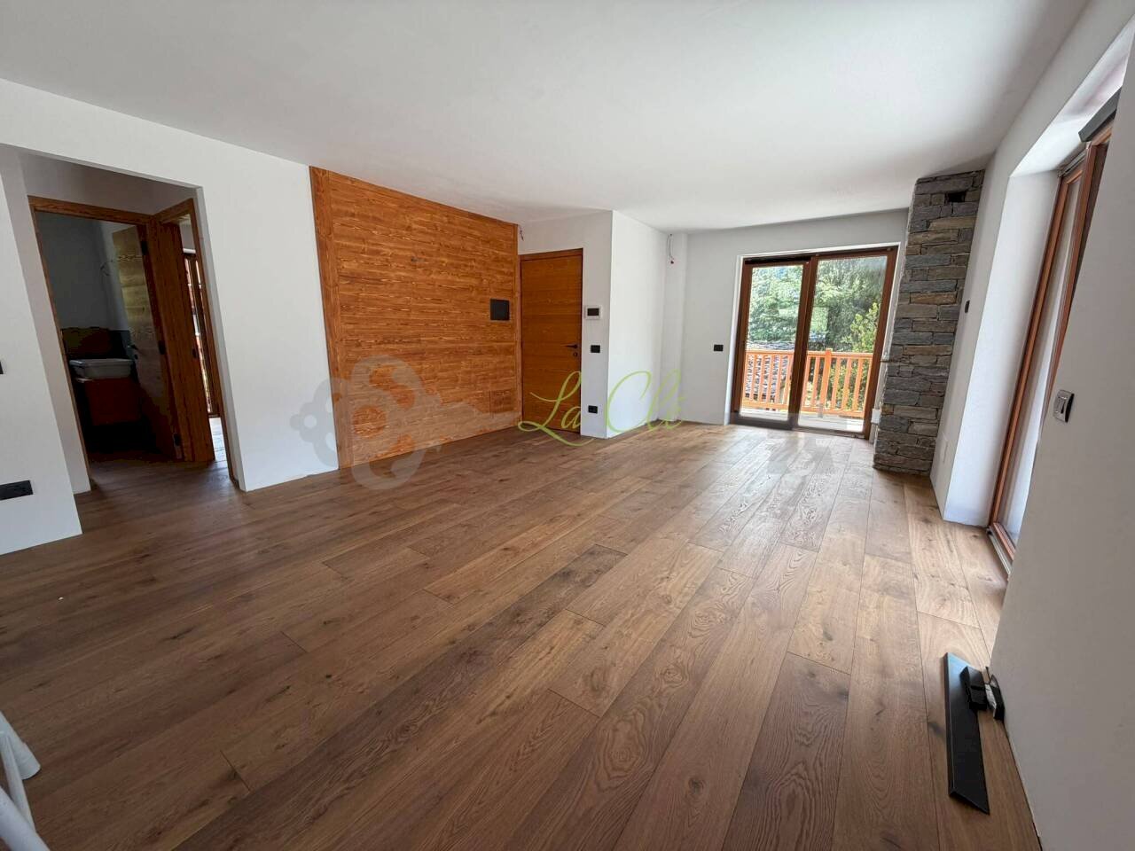 VENDITA MORGEX - SOGGIORNO CON ZONA PRANZO E CUCIN - Four-room apartment Morgex - photo 2
