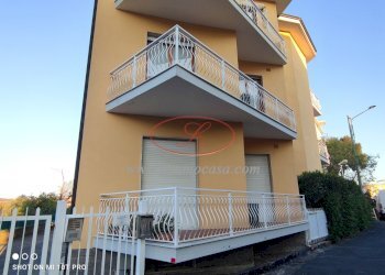 Prospetto condominiale - Bilocale Via Raffaello Sanzio, Diano Marina - foto 1