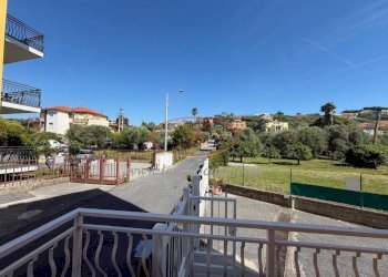 10 - Bilocale Via Raffaello Sanzio, Diano Marina - foto 12