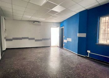 IMG_2007.jpeg - Locale Commerciale Corso Tardy e Benech 26 R, Savona - foto 6