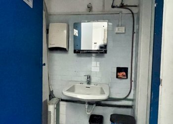 IMG_2009.jpeg - Locale Commerciale Corso Tardy e Benech 26 R, Savona - foto 8