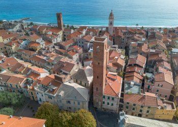 DJI_0546.jpg - Appartamento Via Cristoforo Colombo 51, Noli - foto 2