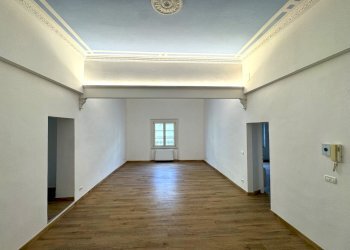 sala - Appartamento Piazza del Duomo, Prato - foto 3