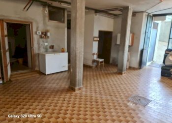 3.jpg - Rustic Via Solaro Rapalin 108, Sanremo - photo 3