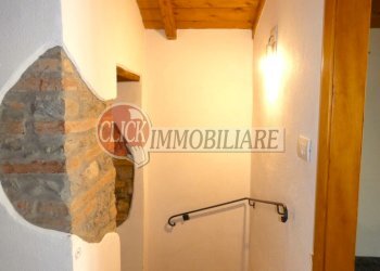 P1100023.JPG - Casa indipendente Scarperia e San Piero - foto 20