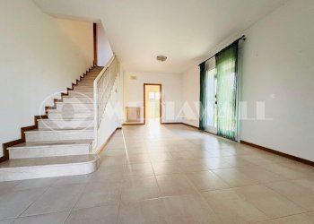 BS-127-RV_39.JPG - Villa a Schiera Roveredo in Piano - foto 1