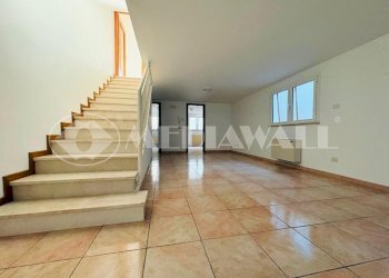 BS-127-RV_19.JPG - Villa a Schiera Roveredo in Piano - foto 26