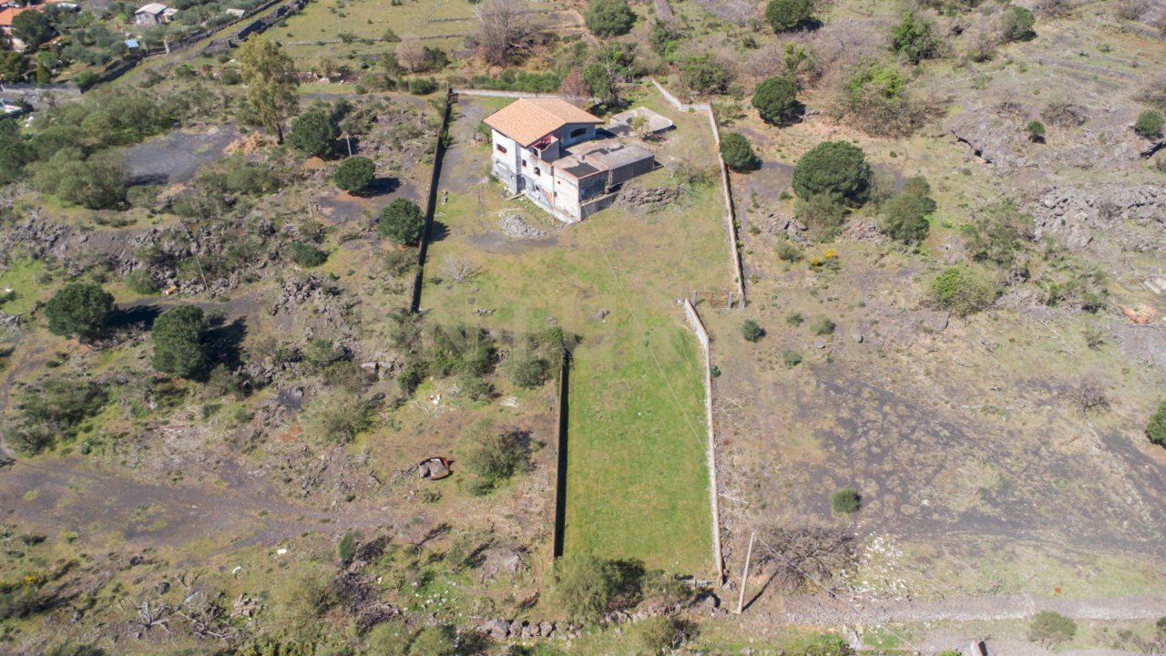 DJI_0522.jpg - Stabile - Palazzo Via Antonio Pacinotti snc, Pedara - foto 2