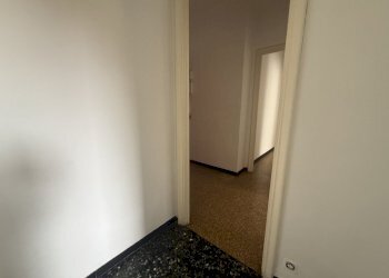 IMG_3533 2.jpg - Appartamento VIA GIORDANO 96, Genova (zona Sestri Ponente) - foto 10