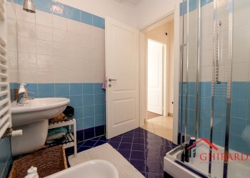 5.1 BAGNO.jpg - Quadrilocale VIA CIBRARIO 37, Genova - foto 15