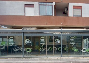 sala - Locale Commerciale Viale Porta Pia 5, Brindisi - foto 3