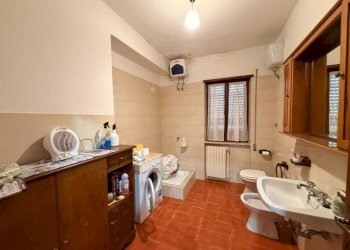 PHOTO-2026-04-16-12-34-16 16.jpg - Villa Via Affile 12, Nettuno - foto 10