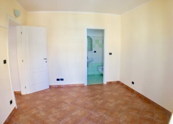 09.jpg - Four-room apartment Via Monte di Pietà 14, Cherasco - photo 11