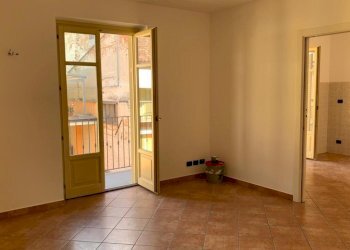 WhatsApp Image 2026-05-07 at 17.12.04 (2).jpg - Four-room apartment Via Monte di Pietà 14, Cherasco - photo 1