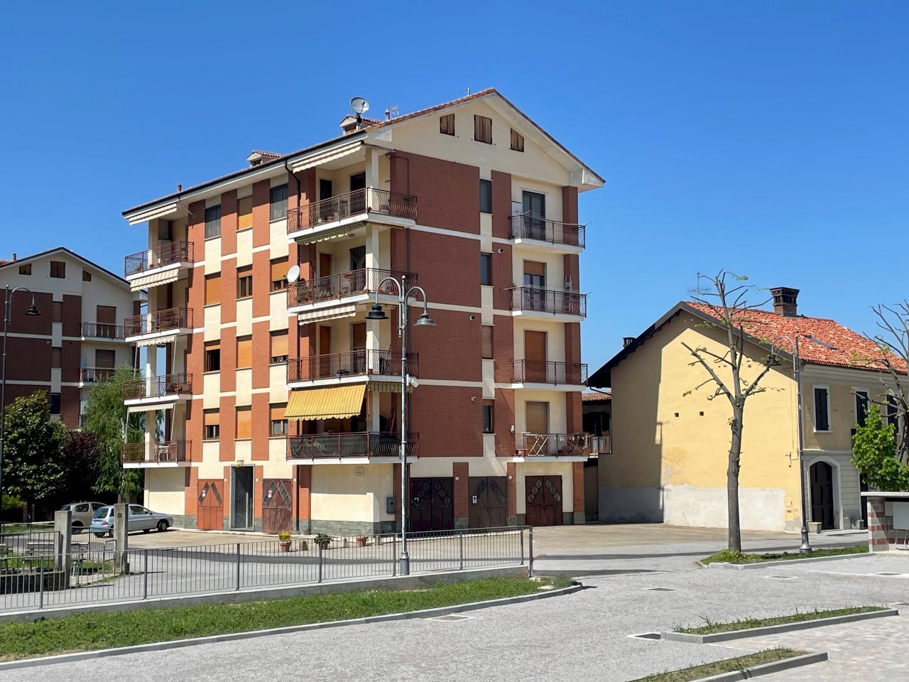 01.jpg - Quadrilocale Via 1° Maggio 12, Dogliani - foto 1