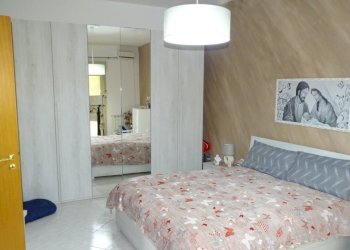 5.JPG - Quadrilocale Via Antonino Corsaro 8, Camporotondo Etneo - foto 5