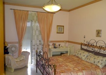 6.JPG - Quadrilocale Via Antonino Corsaro 8, Camporotondo Etneo - foto 6