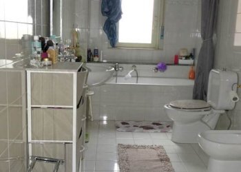 8.JPG - Quadrilocale Via Antonino Corsaro 8, Camporotondo Etneo - foto 8