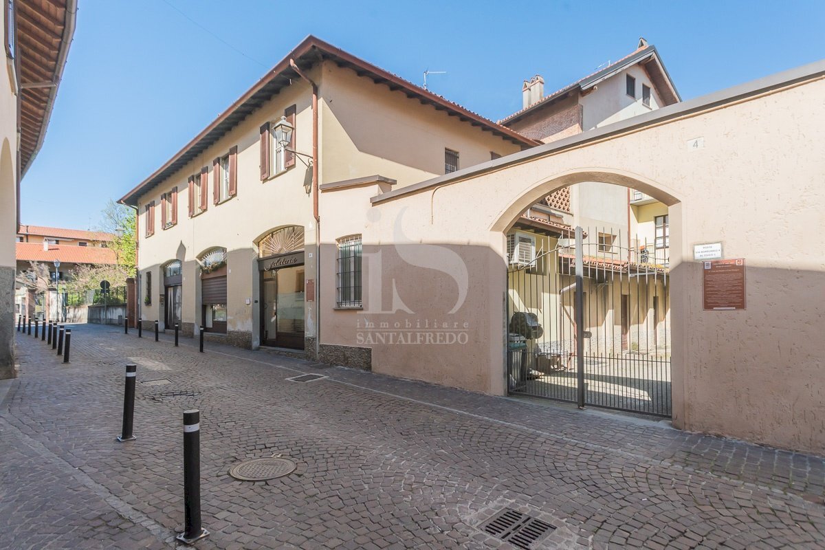 Commercial Activity VIA BORREOMEO, 4A, Vimercate - photo 2