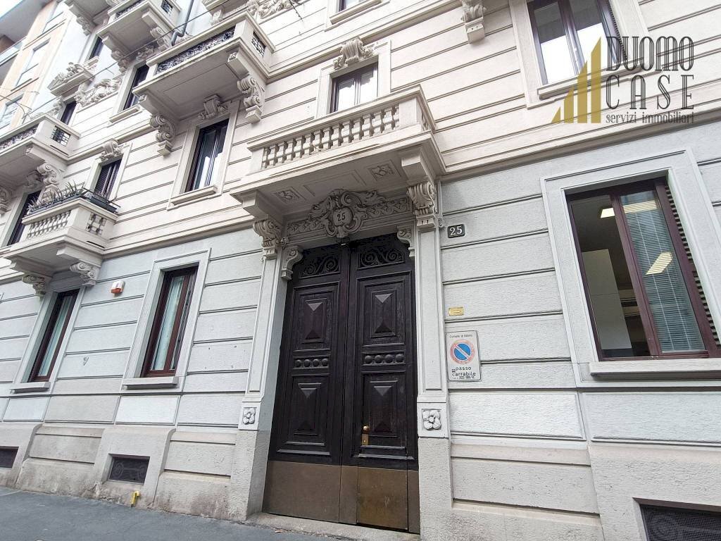 Four-room apartment Milano - photo 3