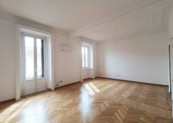 Four-room apartment Milano - photo 1