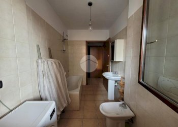 One-room apartment Via Benedetto Croce, Trezzano sul Naviglio - photo 15