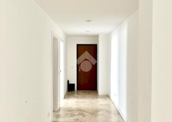 Quadrilocale Via Alfredo Cappellini, Milano (zona Repubblica) - foto 4