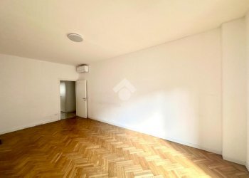 Quadrilocale Via Alfredo Cappellini, Milano (zona Repubblica) - foto 18