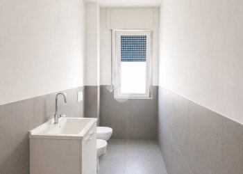 Four-room apartment Via Alfredo Cappellini, Milano (neighborhood Repubblica) - photo 18