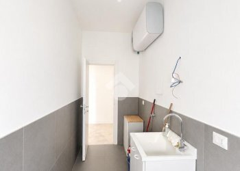 Four-room apartment Via Alfredo Cappellini, Milano (neighborhood Repubblica) - photo 19