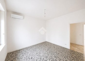 Four-room apartment Via Alfredo Cappellini, Milano (neighborhood Repubblica) - photo 22