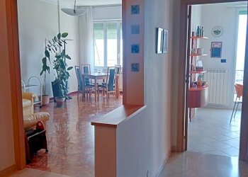 Quadrilocale via monte oliveto, Genova (zona Pegli) - foto 2