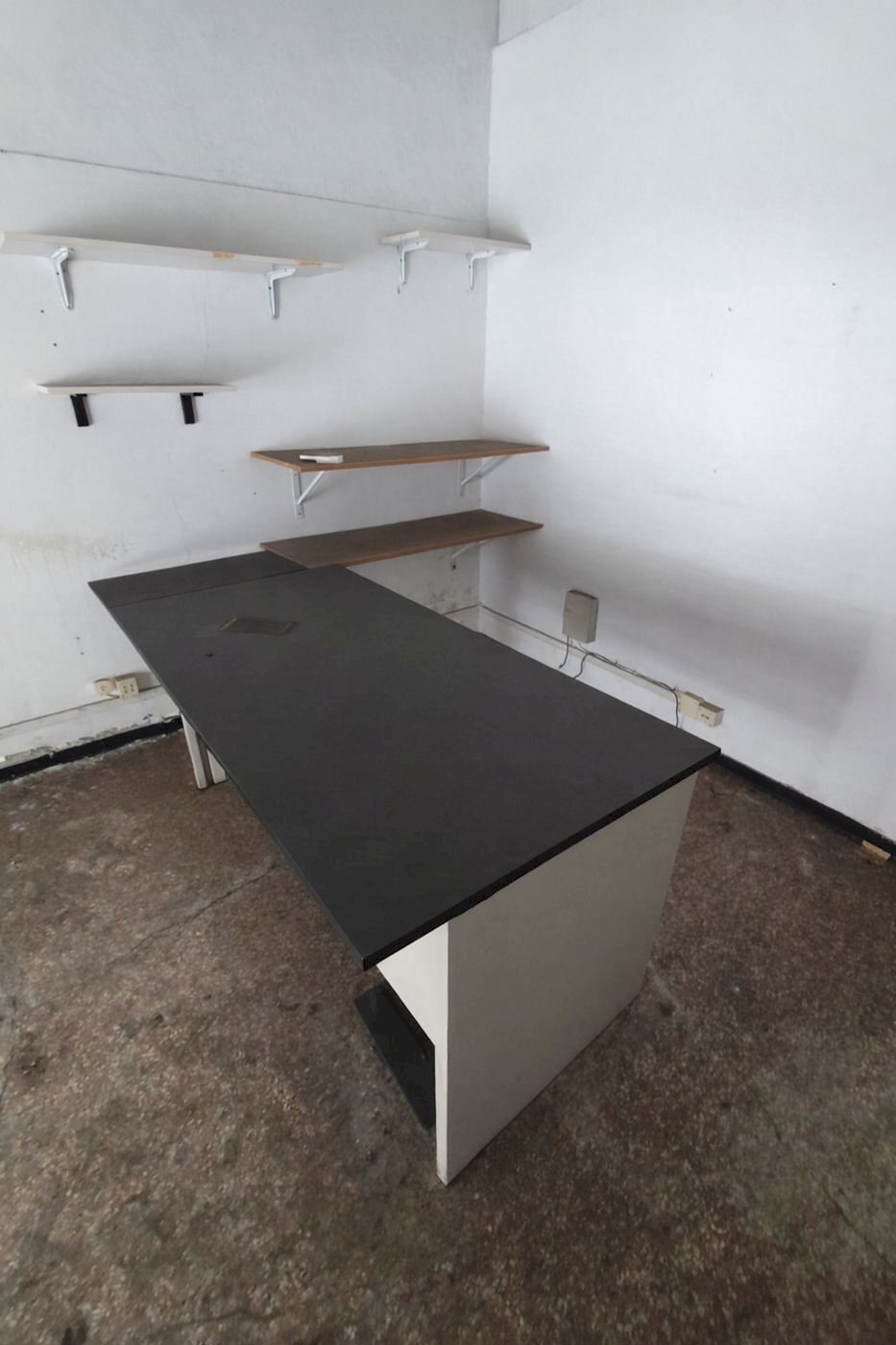 Locale Commerciale via Vezzani, Genova (zona Rivarolo) - foto 3