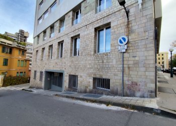 Posto Auto Piazza Carignano, Genova (zona Carignano) - foto 3