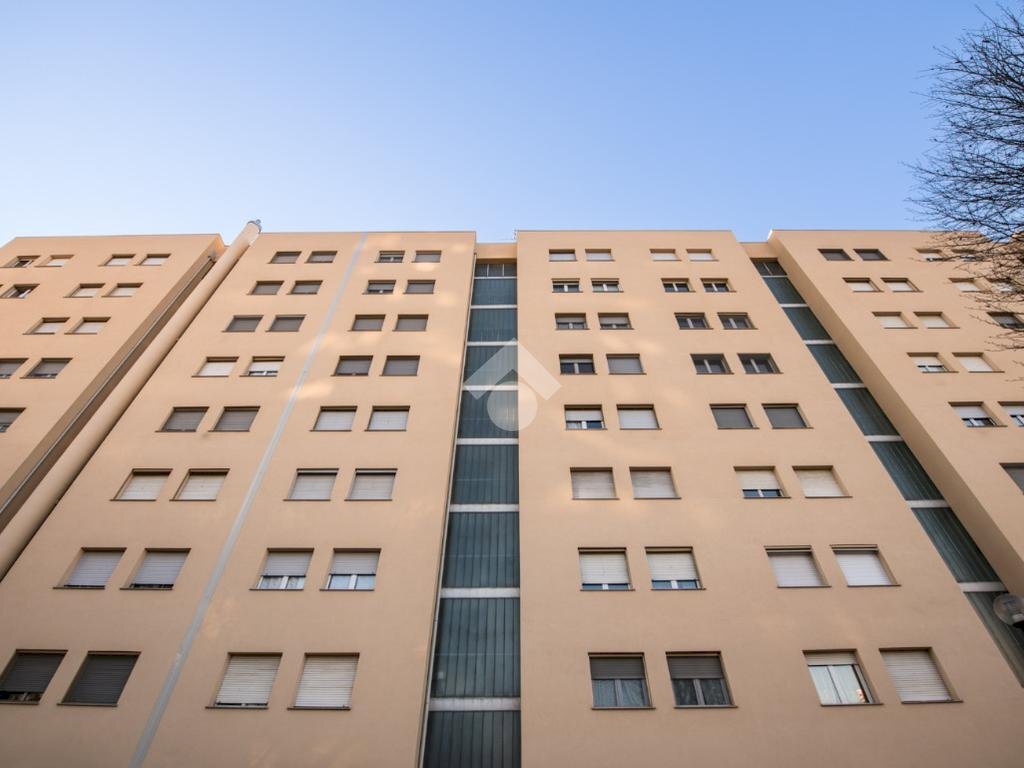 Three-room apartment Via S. Dionigi, Milano (neighborhood Corvetto) - photo 1