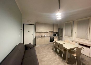 Trilocale Via Guido Zucchini, 10, Bologna (zona Centro Storico) - foto 1