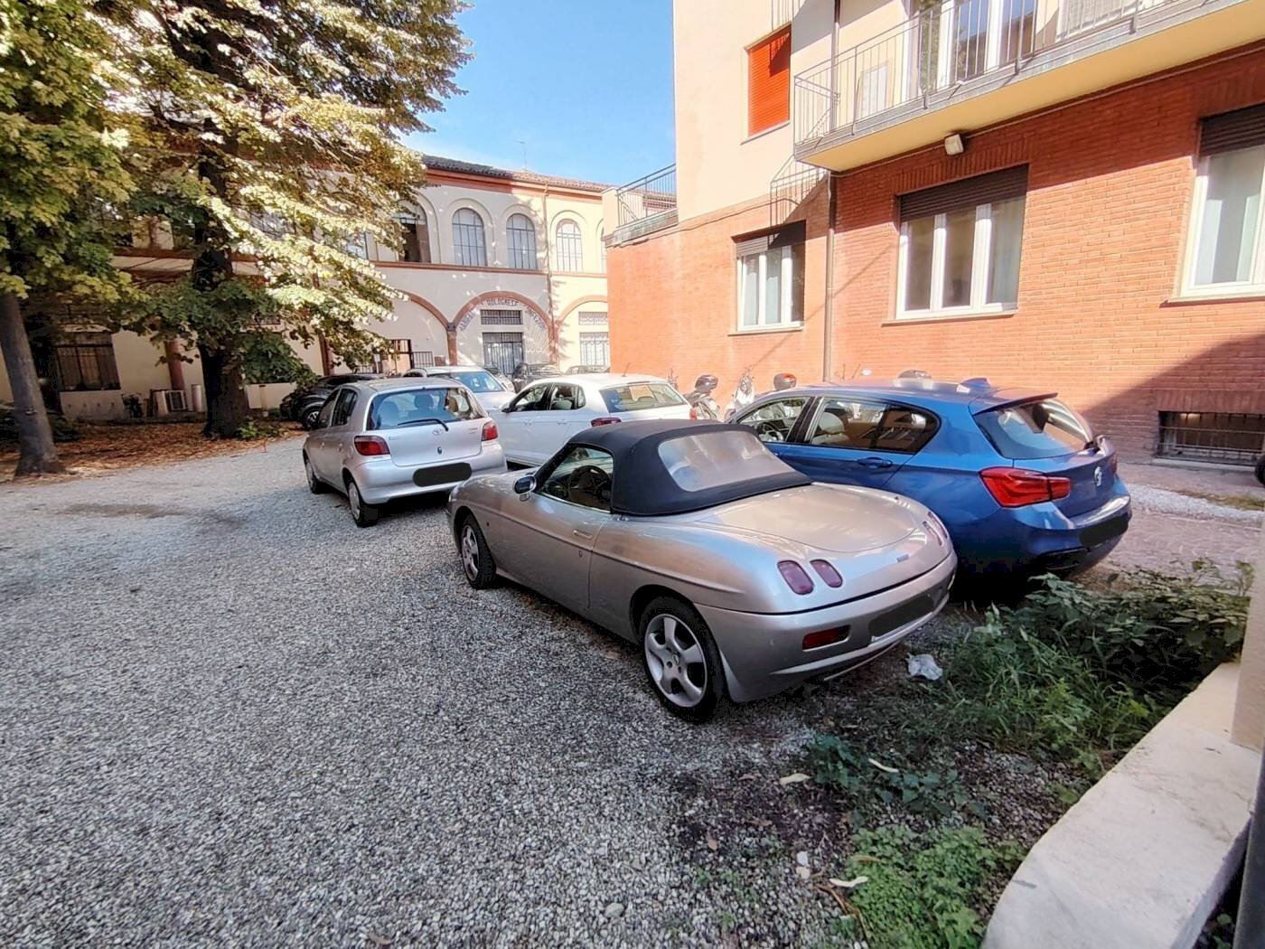 Posto Auto Via San Vitale, 40, Bologna (zona Centro Storico) - foto 3