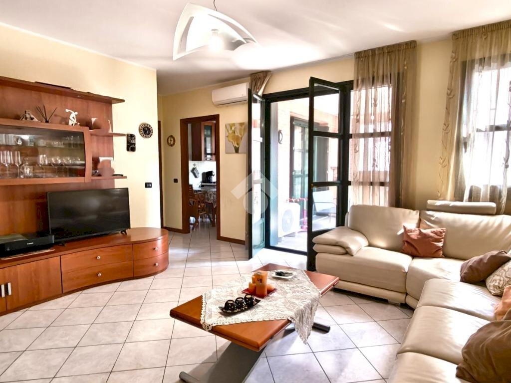 Trilocale Via S. Bernardo, Senago - foto 2