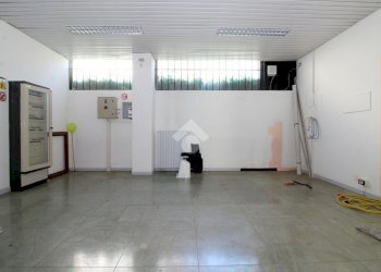 Negozio via nazionale, Pinasca - foto 7